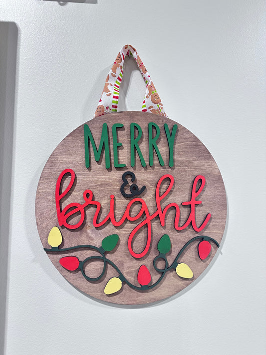 Merry & Bright Round Door Hanger 14 Inches